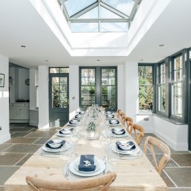 Chalk Hill House - kate & tom's Large Holiday Homes