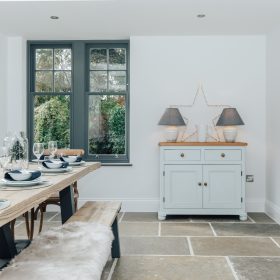 Chalk Hill House - kate & tom's Large Holiday Homes