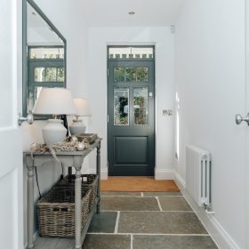 Chalk Hill House - kate & tom's Large Holiday Homes