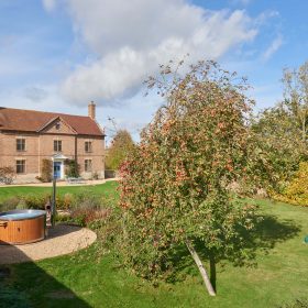  The Cyder House - kate & tom's Large Holiday Homes