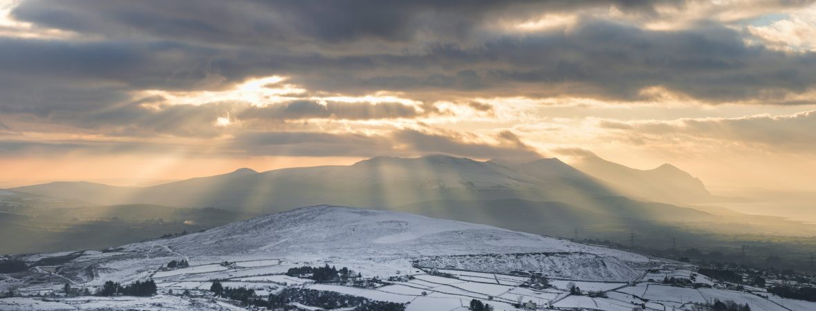 6 of the Most Beautiful Places to Visit in the UK This Winter - kate & tom's Large Holiday Homes