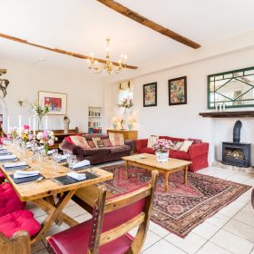 Coach House Cottages - kate & tom's Large Holiday Homes