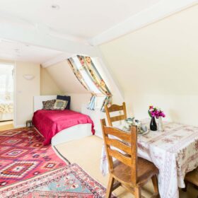 Coach House Cottages - kate & tom's Large Holiday Homes