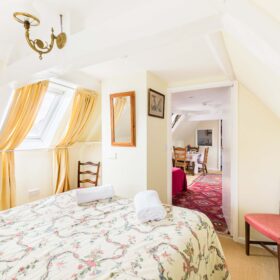 Coach House Cottages - kate & tom's Large Holiday Homes