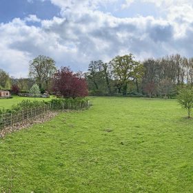 The Brecon Pink House - kate & tom's Large Holiday Homes