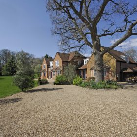 Bluebell House - kate & tom's Large Holiday Homes