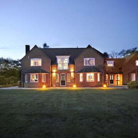 Bluebell House - kate & tom's Large Holiday Homes