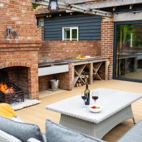 Sussex Safari - kate & tom's Large Holiday Homes