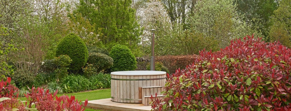 The Brecon Pink House - kate & tom's Large Holiday Homes