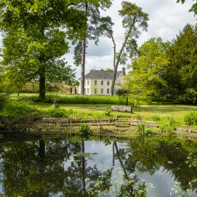 Bell Tower Lodge- kate & tom's Large Holiday Homes