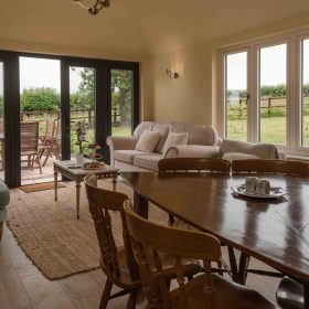 Harecroft Cottages - kate & tom's Large Holiday Homes