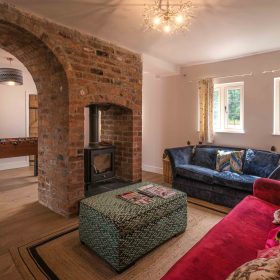 Harecroft Cottages - kate & tom's Large Holiday Homes