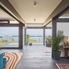 The Ocean - kate & tom's Large Holiday Homes