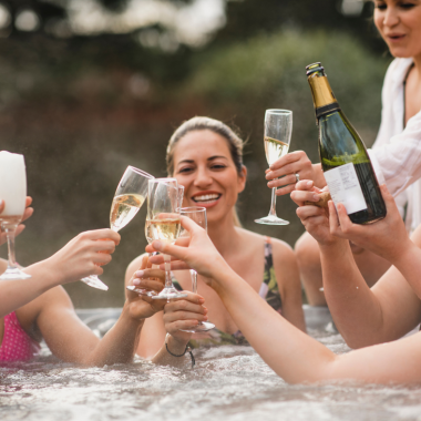 Hot Tub Hen Party - kate & tom's Large Holiday Homes