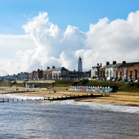 Suffolk - kate & tom's Large Holiday Homes