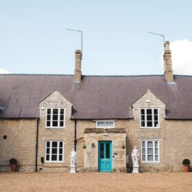 Chapel House - kate & tom's Large Holiday Homes