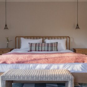 Walled Garden Cottages - kate & tom's Large Holiday Homes