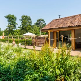 Walled Garden Cottages - kate & tom's Large Holiday Homes