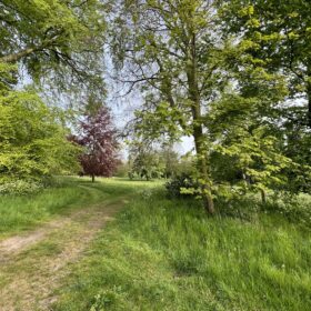 Walled Garden Cottages - kate & tom's Large Holiday Homes