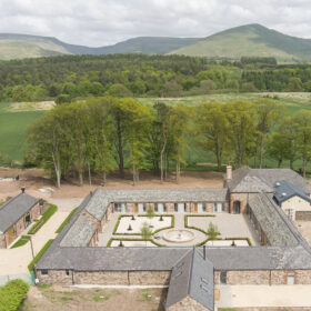 Westmorland Lodge - kate & tom's Large Holiday Homes