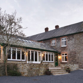 Linhay House - kate & tom's Large Holiday Homes