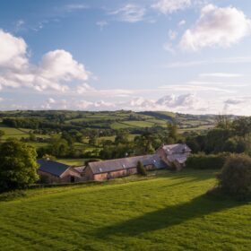 Boho Barnhouse - kate & tom's Large Holiday Homes