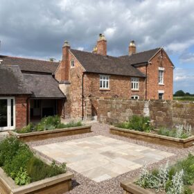 Burlton Grange - kate & tom's Large Holiday Homes