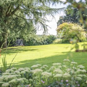 Paddock View - kate & tom's Large Holiday Homes