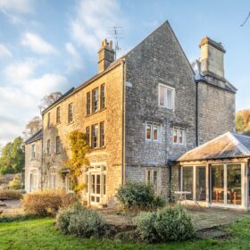 Lambrook House - kate & tom's Large Holiday Homes