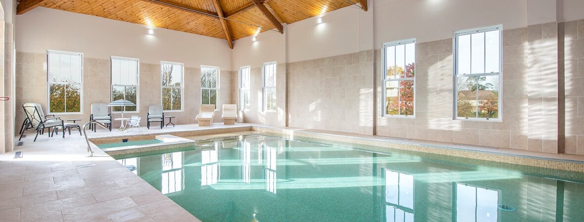 Carmarthen Manor - kate & tom's Large Holiday Homes