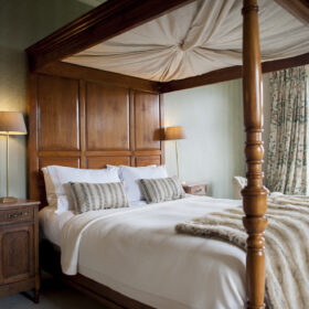 Rosemere Manor - kate & tom's Large Holiday Homes