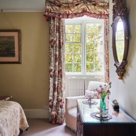 Springham Manor - kate & tom's Large Holiday Homes